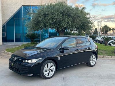 Nuova VW Golf 149 CV (109 kW) 2025 Nero Berlina