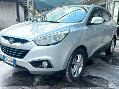 Käytetty Hyundai ix35 Comfort 116 HP (85 kW) 2013 Harmaa Katumaasturi