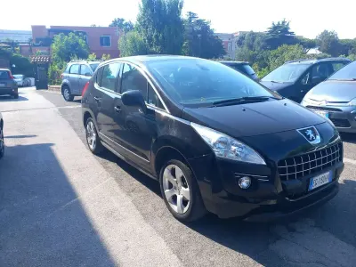 Usata Peugeot 3008 Premium 111 CV (81 kW) 2011 Nero Station wagon
