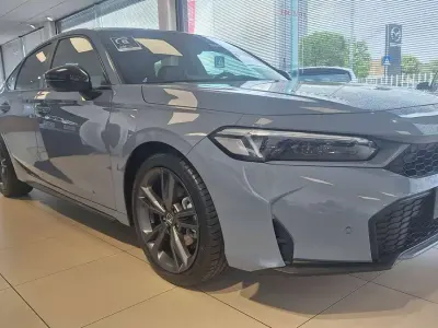 Nuova Honda Civic Sport 143 CV (105 kW) 2026 Grigio Berlina