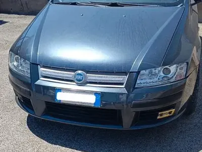 Usata Fiat Stilo 150 CV (110 kW) 2005 Bluazzurro Berlina