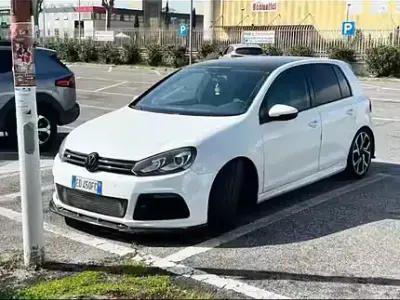 Usata VW Golf VI 210 CV (154 kW) 2010 Bianco Utilitaria