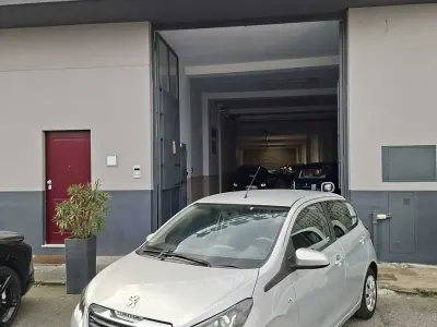 Occasion Peugeot 108 Allure 72 ch (52 kW) 2020 Argent Citadine