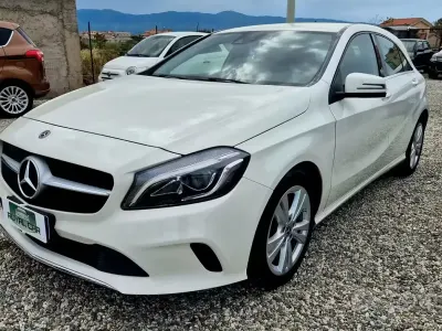 Usata Mercedes A180 116 CV (85 kW) 2018 Bianco Berlina