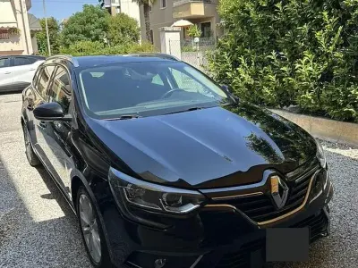 Usata Renault Mégane GrandTour 116 CV (85 kW) 2019 Nero Station wagon