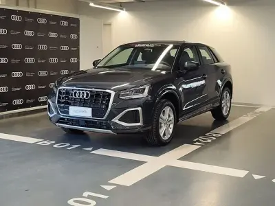 Usata Audi Q2 Advanced Plus 150 CV (110 kW) 2024 Grigio SUV