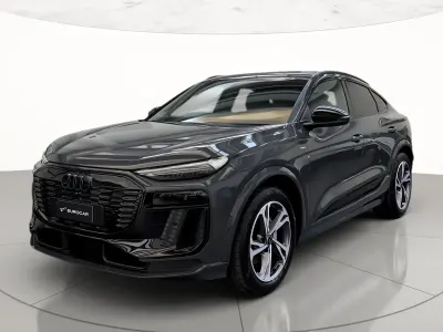 Nuova Audi Q6 Sportback e-tron S-Line 350 kW (476 CV) 2026 Grigio magnete SUV