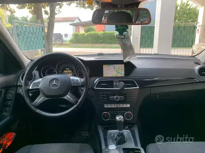 Usata Mercedes C200 136 CV (100 kW) 2011 Grigio Station wagon