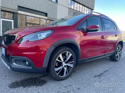 Używany Peugeot 2008 131 KM (96 kW) 2019 Czerwony SUV