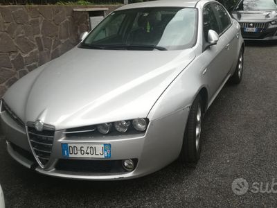 Alfa Romeo 159