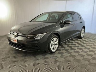 Usata VW Golf VIII Life 110 CV (80 kW) 2021 Grigio Berlina