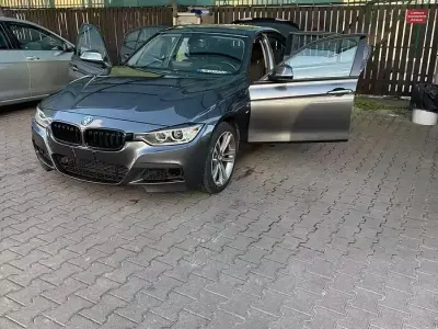 Usata BMW 318 Luxury Line 116 CV (85 kW) 2012 Grigio Berlina