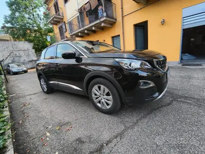 Usata Peugeot 3008 131 CV (96 kW) 2018 Nero SUV