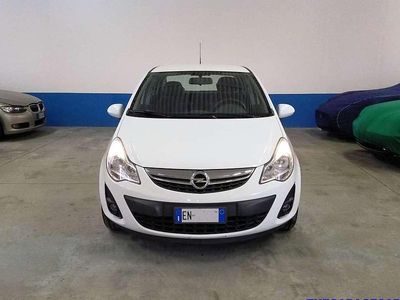 Usata Opel Corsa 86 CV (63 kW) 2013 Bianco Utilitaria