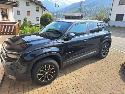 Usata Jeep Avenger Summit 101 CV (74 kW) 2023 Nero SUV