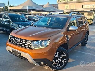 Usata Dacia Duster 100 CV (73 kW) 2020 Arancione SUV