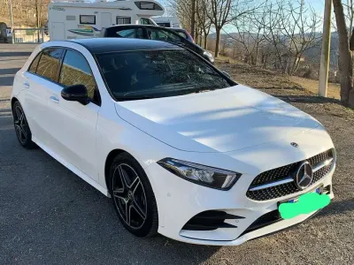 Usata Mercedes 180 Premium 116 CV (85 kW) 2019 Berlina