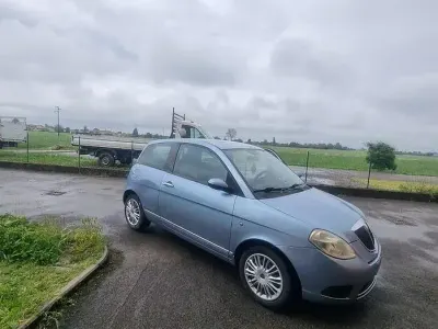 Usata Lancia Ypsilon 2007 Utilitaria