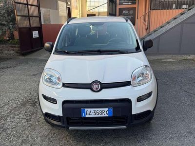 Usata Fiat Panda 4x4 S 86 CV (63 kW) 2020 Bianco Utilitaria