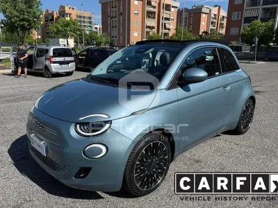 Second-hand Fiat 500e La Prima 42 kW (58 CP) 2020 Albastru Cabrio