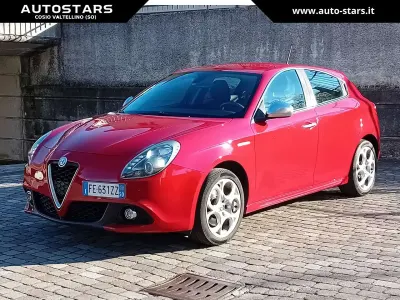 Usata Alfa Romeo Giulietta 150 CV (110 kW) 2016 Rosso Utilitaria