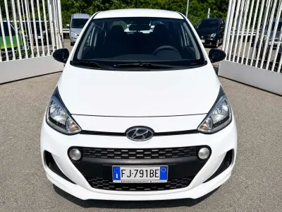 Usata Hyundai i10 Classic 66 CV (48 kW) 2017 Bianco Utilitaria
