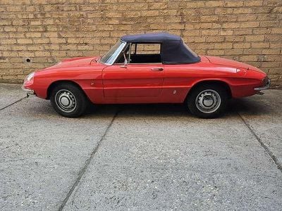 Usata Alfa Romeo Spider Veloce 116 CV (85 kW) 1968 Rosso Cabrio
