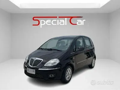 Usata Lancia Musa 95 CV (69 kW) 2010 Nero Monovolume
