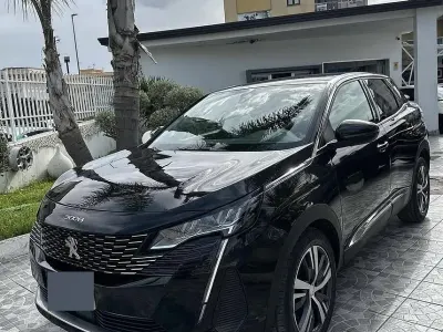 Usata Peugeot 3008 Allure 131 CV (96 kW) 2021 Nero SUV