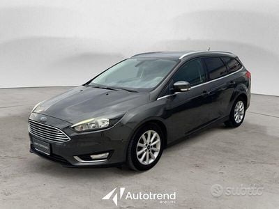 Usata Ford Focus Titanium 120 CV (88 kW) 2016 Grigio Station wagon