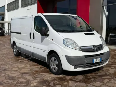 Occasion Opel Vivaro 114 ch (83 kW) 2014 Blanc Monospace