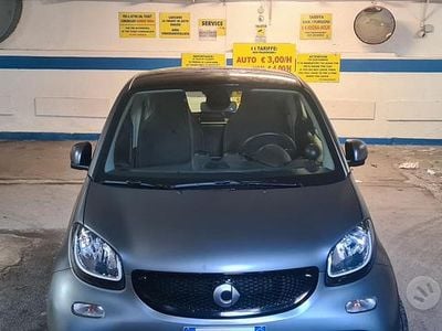 Begagnad Smart ForTwo Coupé 71 HK (52 kW) 2019 Grå Sportkupé