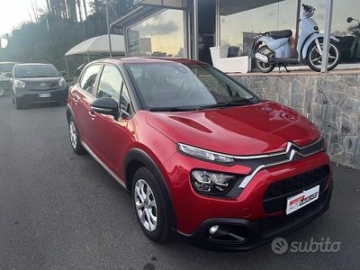 Usata Citroën C3 Shine 102 CV (75 kW) 2022 Rosso Utilitaria