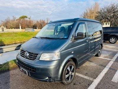 Gray Usata 2009 VW Transporter Trendline Furgone | 23.500 €
