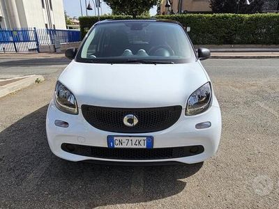 Usata Smart ForFour 71 CV (52 kW) 2016 Bianco Utilitaria