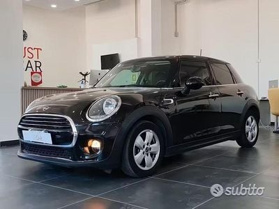 Usata Mini Cooper 136 CV (100 kW) 2019 Nero Utilitaria