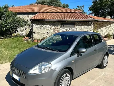 Usata Fiat Punto 75 CV (55 kW) 2009 Grigio Utilitaria