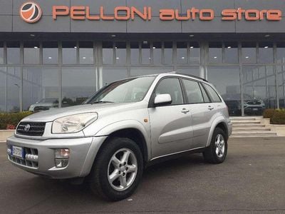 Usata Toyota RAV4 150 CV (110 kW) 2002 Argento SUV