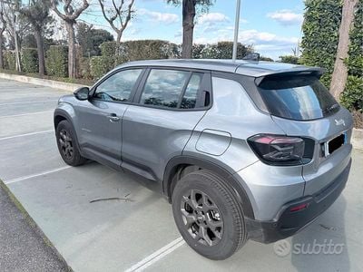 Usata Jeep Avenger Longitude 101 CV (74 kW) 2025 Grigio SUV