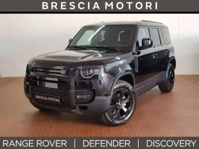 Usata Land Rover Defender SE 249 CV (183 kW) 2023 Santorini black SUV