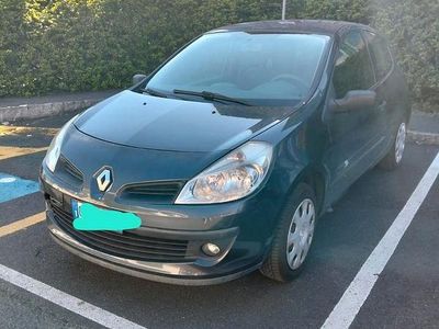 Usata Renault Clio II 75 CV (55 kW) 2006 Nero Berlina