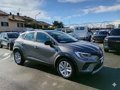 Usata Renault Captur Equilibre 91 CV (66 kW) 2023 Grigio scuro SUV