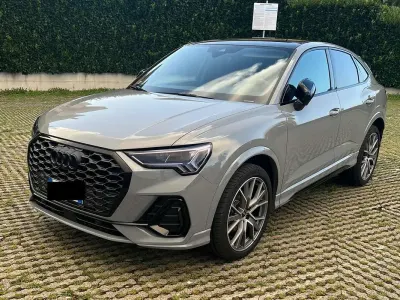 Usata Audi Q3 Sportback Ambiente 150 CV (110 kW) 2025 Grigio SUV