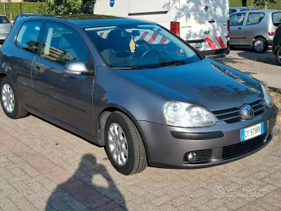 Usata VW Golf IV Comfortline 102 CV (75 kW) 2006 Grigio Berlina