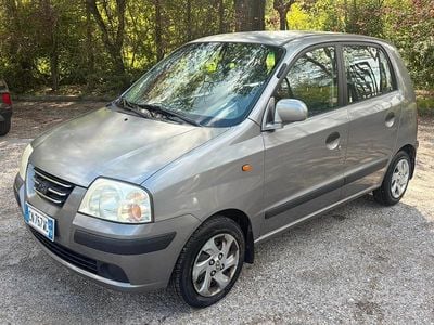 Usata Hyundai Atos 60 CV (44 kW) 2004 Grigio Utilitaria