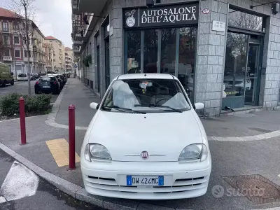 Occasion Fiat 600 Active 54 ch (39 kW) 2009 Blanc Citadine