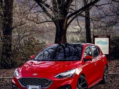 Usata Ford Focus Performance Edition 190 CV (139 kW) 2020 Rosso Utilitaria