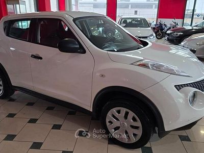 Usata Nissan Juke Tekna 110 CV (80 kW) 2011 Bianco SUV