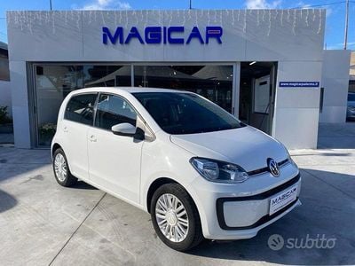 Begagnad VW up! Move 65 HK (47 kW) 2023 Vit Halvkombi