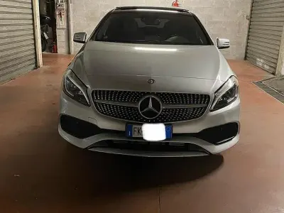 Usata Mercedes 200 136 CV (100 kW) 2017 Berlina